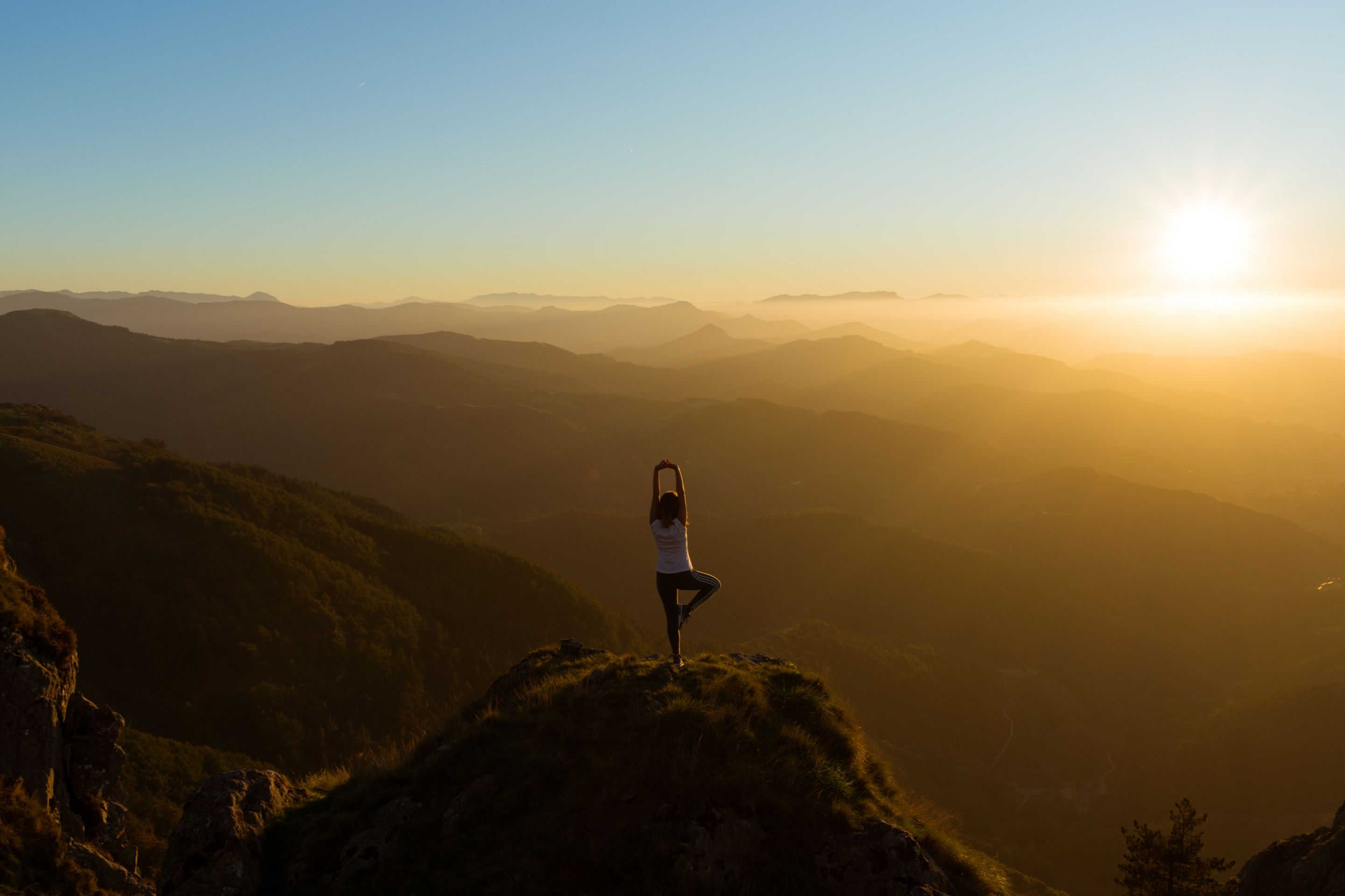 8 steps for practicing holistic yoga